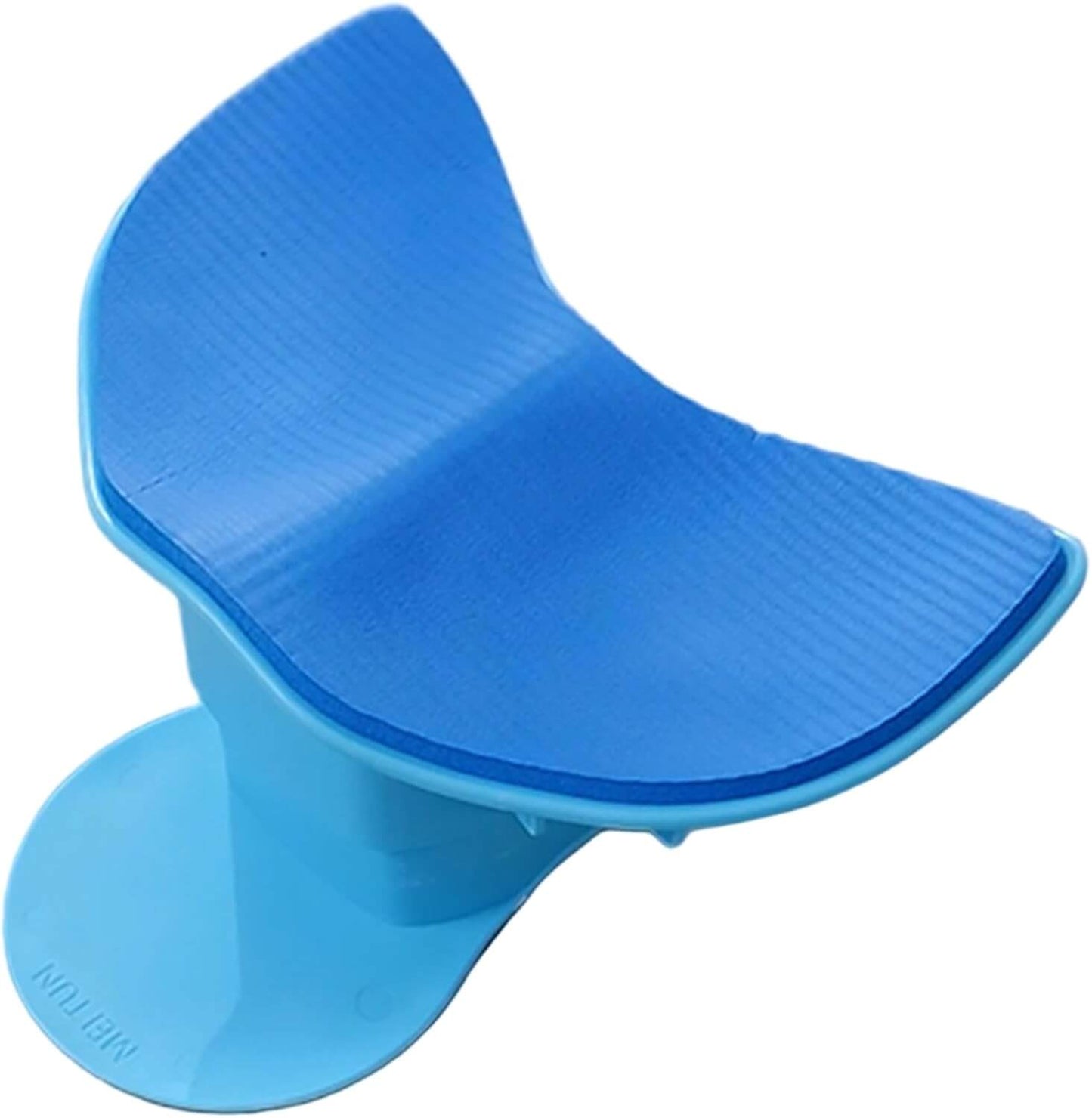 Arcticpure BreathCore Trainer in blue, a lightweight adjustable breathing trainer for improved athletic performance.